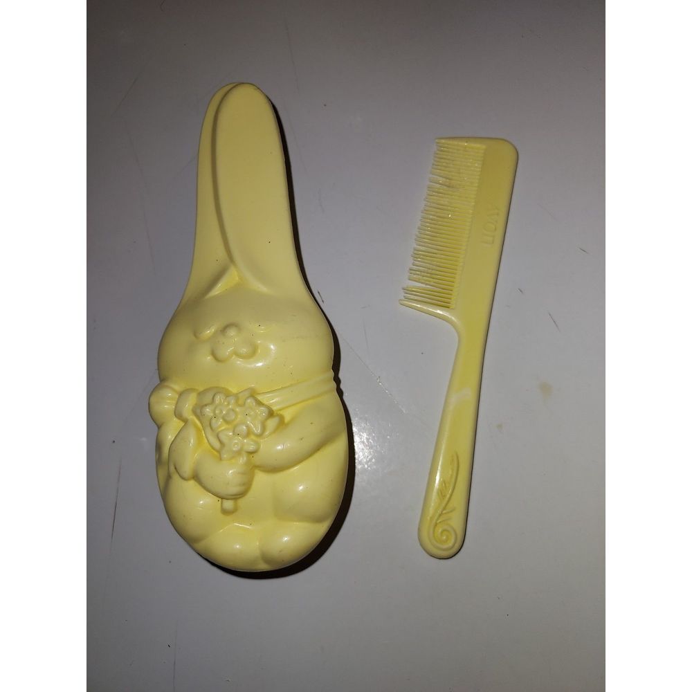 AVON 1981 Good Habit Rabbit Baby Soft Yellow Brush and Comb Set